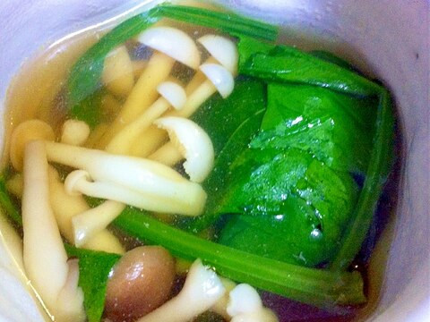 茸とほうれん草のスープ